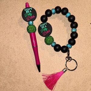 Hand beaded pen/wristlet sets